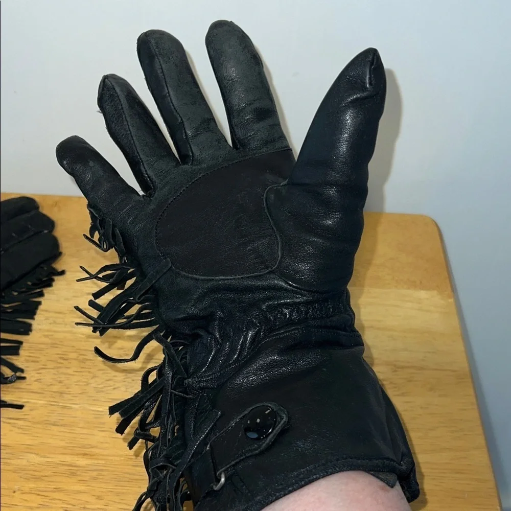 Harley-Davidson Willie® Black Leather Studded Fringe Gloves Vintage 0326261